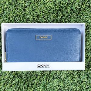 DKNY BLUE WALLET- SOFT LEATHER-